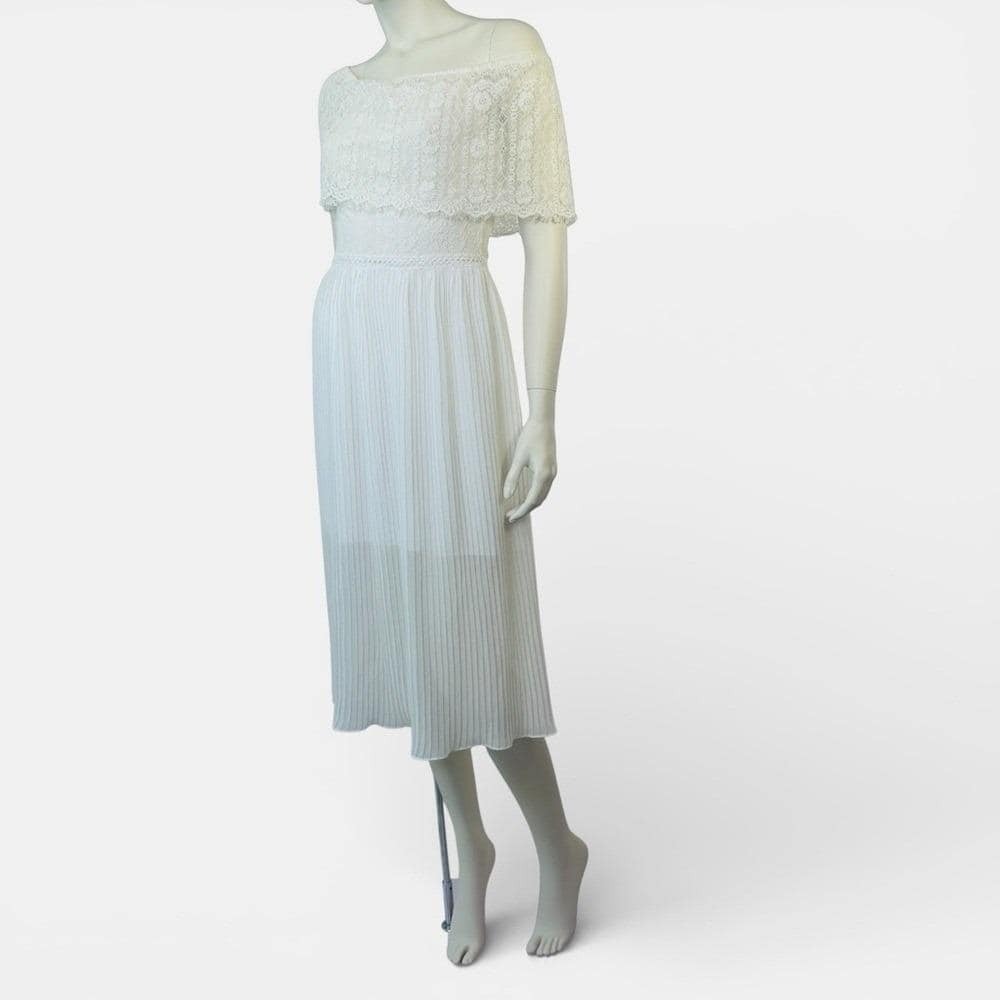 Vintage 1970s White Lace Bodice & Cape Collar Dress w/ Sheer Overlay Boho - Picture 3 of 14